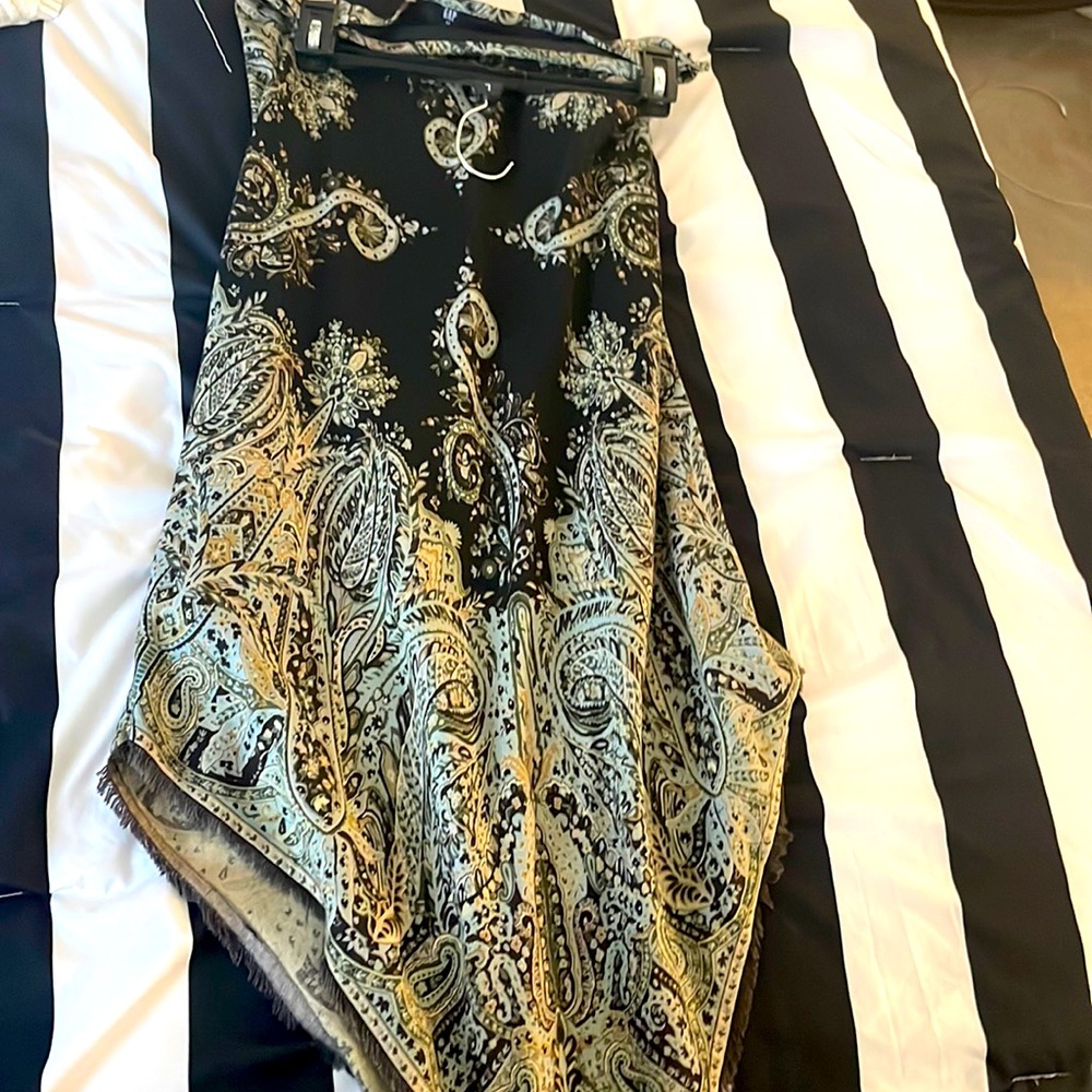 Beautiful Paisley Printed Scarf Skirt